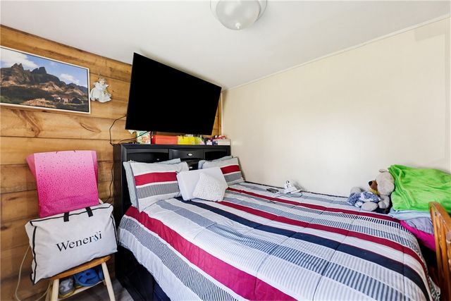 196 Simmonsville Avenue, Johnston, RI 02919