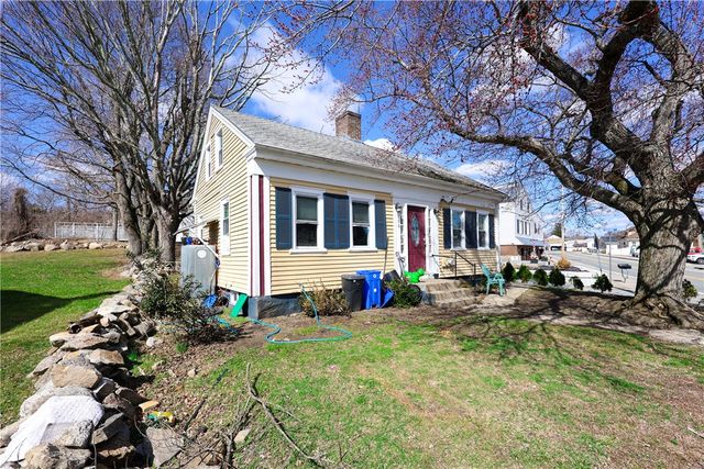 196 Simmonsville Avenue, Johnston, RI 02919
