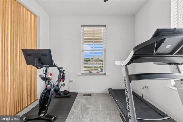 321 CEDAR SPRING DR, Strasburg, VA 22657