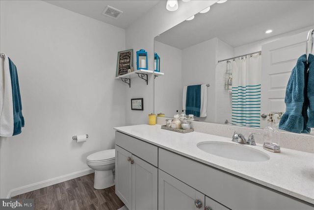 321 CEDAR SPRING DR, Strasburg, VA 22657