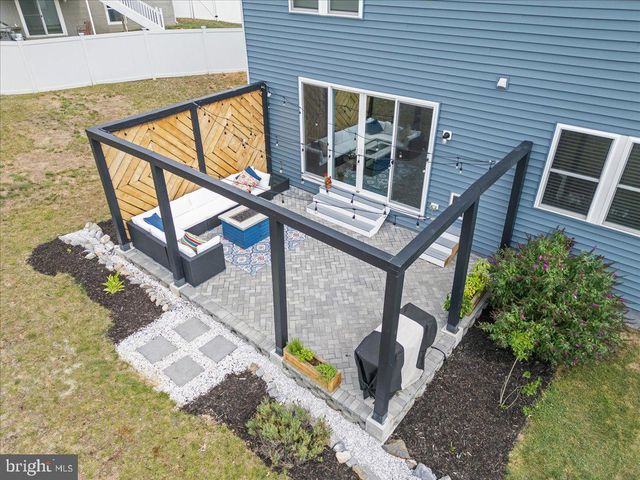 321 CEDAR SPRING DR, Strasburg, VA 22657