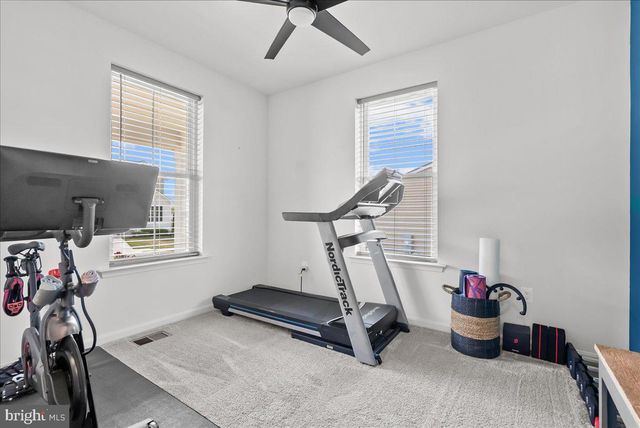 321 CEDAR SPRING DR, Strasburg, VA 22657