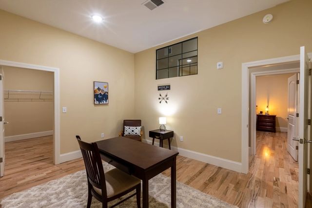 300 Canal Street 8-506, Lawrence, MA 01840