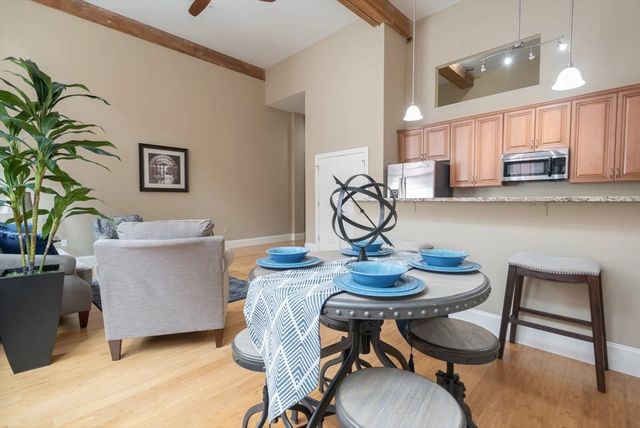 300 Canal Street 8-506, Lawrence, MA 01840