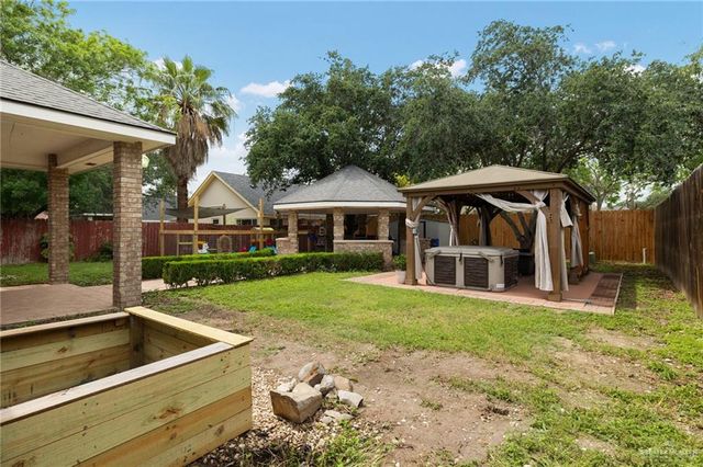 2800 Swallow Avenue, Mcallen, TX 78504