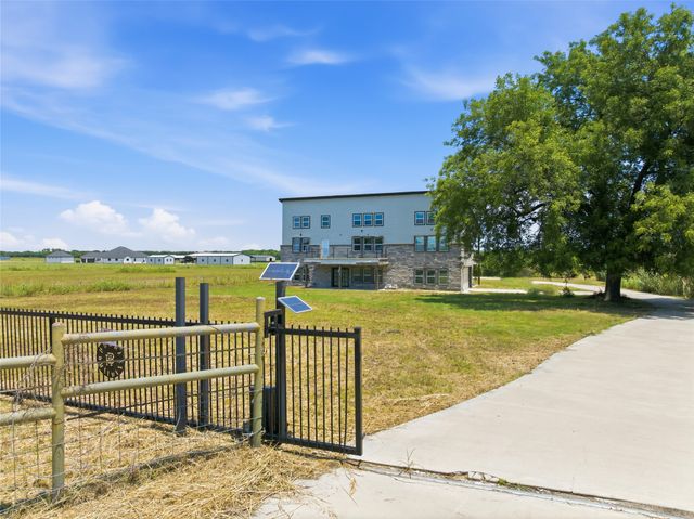 1614 County Road 1227, Cleburne, TX 76033