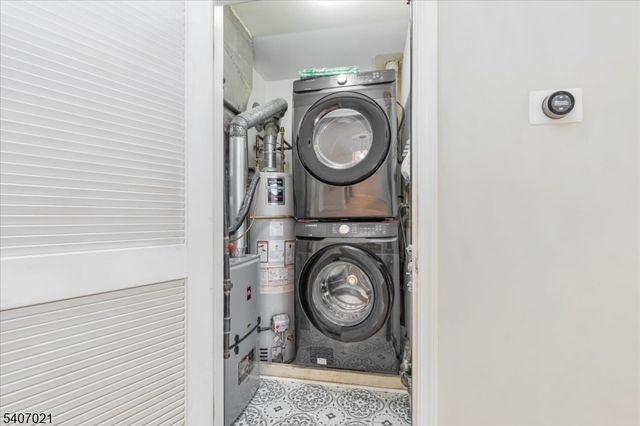 309 Stratford Pl, Bridgewater Twp., NJ 08805