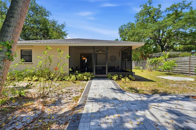 831 HIGHLAND STREET, Sarasota, FL 34234