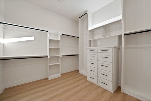 1008 Eagles Bluff Drive, Weatherford, TX 76087