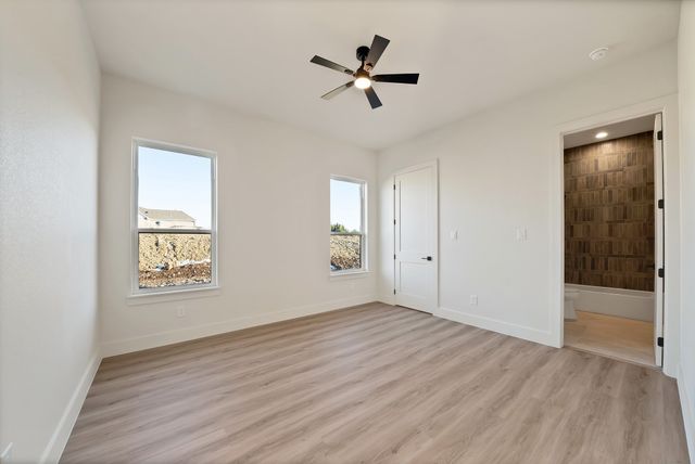 1008 Eagles Bluff Drive, Weatherford, TX 76087