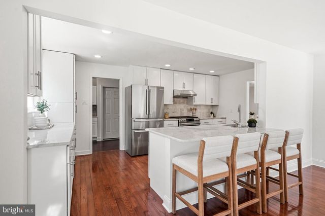 506 GARWOOD DR, Cherry Hill, NJ 08003