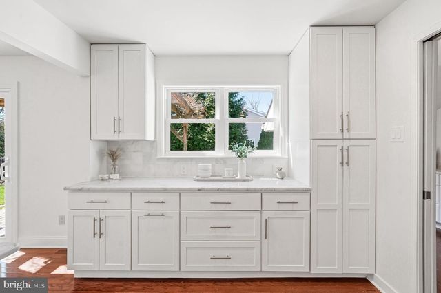 506 GARWOOD DR, Cherry Hill, NJ 08003