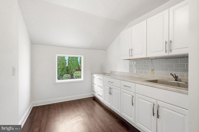 506 GARWOOD DR, Cherry Hill, NJ 08003