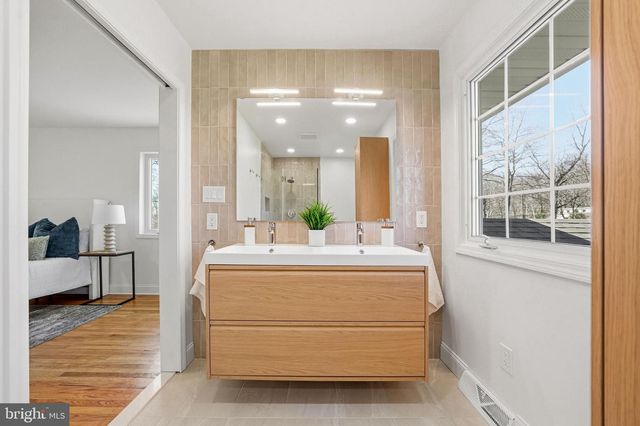 506 GARWOOD DR, Cherry Hill, NJ 08003