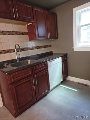 260 Saint Lawrence Avenue, Buffalo, NY 14216