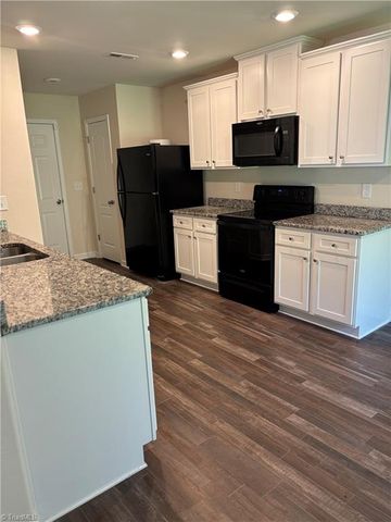 254 Kendall Drive, Winston-salem, NC 27107