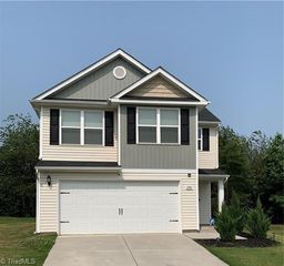 254 Kendall Drive, Winston-salem, NC 27107