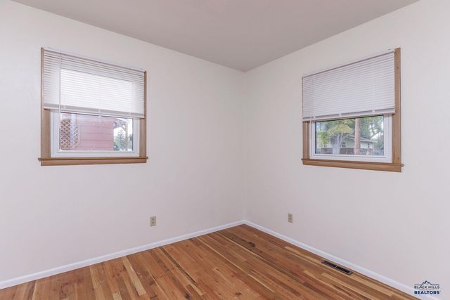 112 E MONTANA, Rapid City, SD 57701