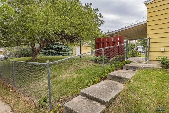 112 E MONTANA, Rapid City, SD 57701