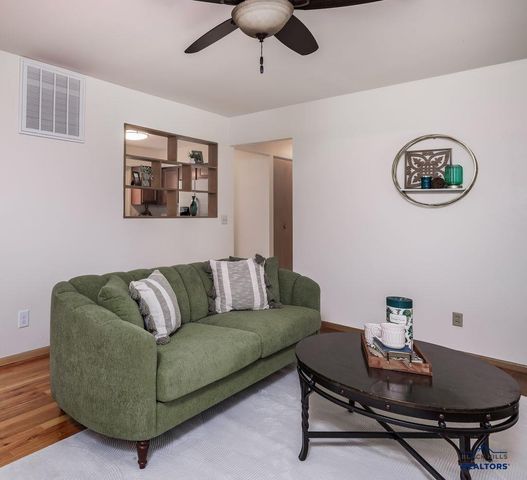 112 E MONTANA, Rapid City, SD 57701