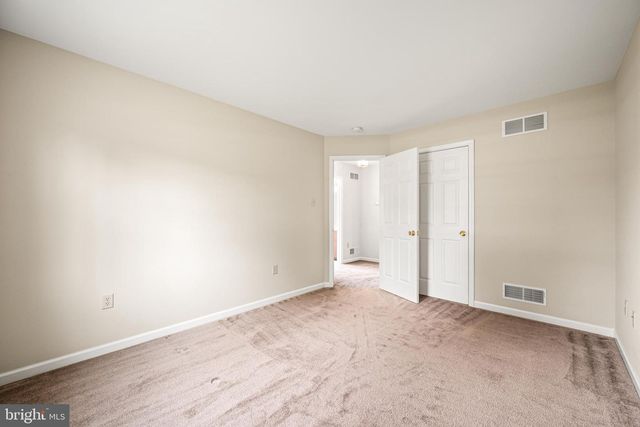 2426 MAGNOLIA DR, Gilbertsville, PA 19525
