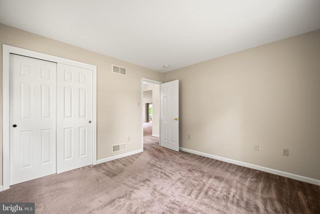 2426 MAGNOLIA DR, Gilbertsville, PA 19525