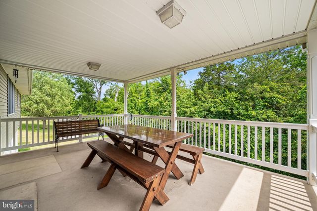 2426 MAGNOLIA DR, Gilbertsville, PA 19525