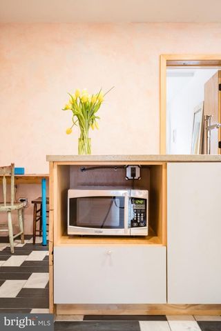 1912 E CUMBERLAND ST, Philadelphia, PA 19125