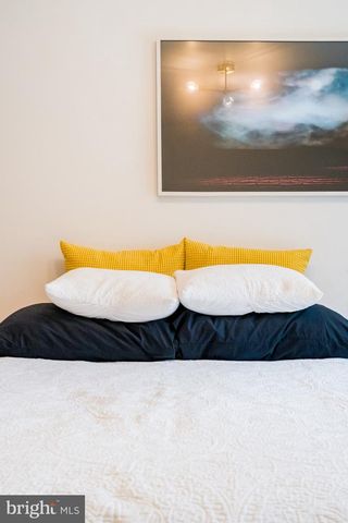 1912 E CUMBERLAND ST, Philadelphia, PA 19125