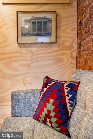 1912 E CUMBERLAND ST, Philadelphia, PA 19125