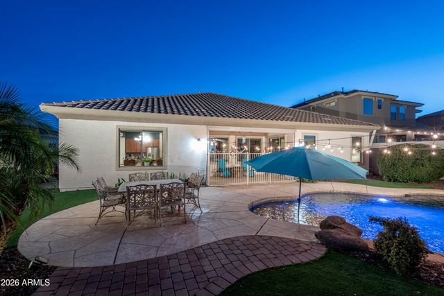 18426 W CHERYL Drive, Waddell, AZ 85355