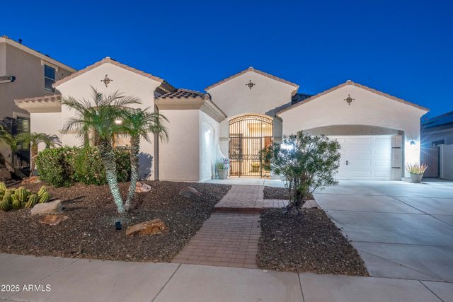 18426 W CHERYL Drive, Waddell, AZ 85355