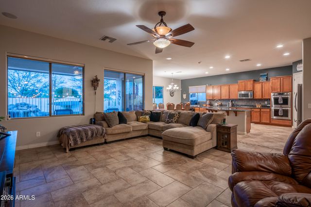 18426 W CHERYL Drive, Waddell, AZ 85355