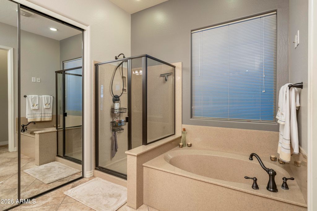 Image 13 of property listing at 18426 W CHERYL Drive, Waddell, AZ 85355