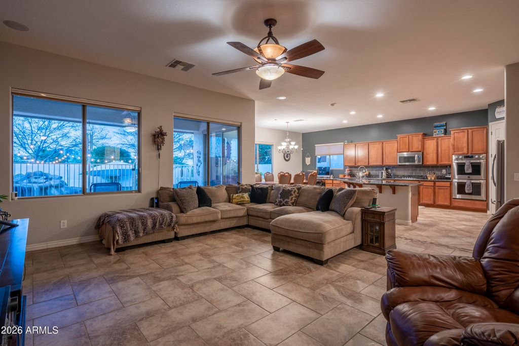 Image 3 of property listing at 18426 W CHERYL Drive, Waddell, AZ 85355