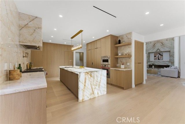 2231 Huntley, Tustin, CA 92782