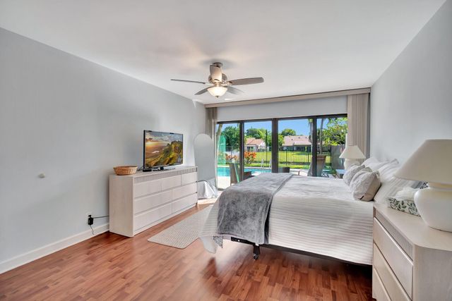 291 SW 28th Avenue, Delray Beach, FL 33445