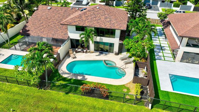 291 SW 28th Avenue, Delray Beach, FL 33445