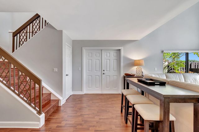 291 SW 28th Avenue, Delray Beach, FL 33445