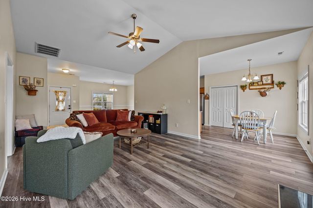 382 Bannermans Mill Road, Richlands, NC 28574