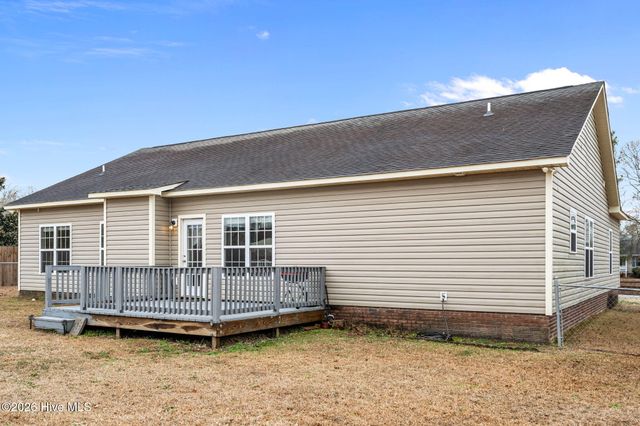 382 Bannermans Mill Road, Richlands, NC 28574