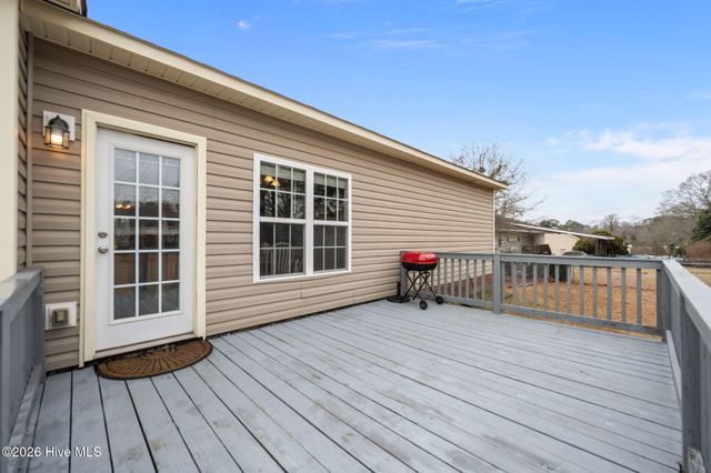 382 Bannermans Mill Road, Richlands, NC 28574