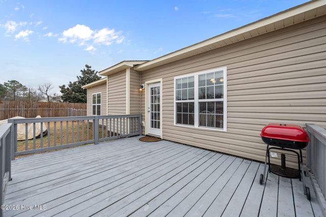 382 Bannermans Mill Road, Richlands, NC 28574