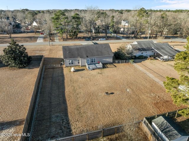 382 Bannermans Mill Road, Richlands, NC 28574