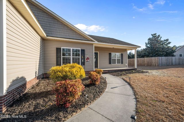 382 Bannermans Mill Road, Richlands, NC 28574