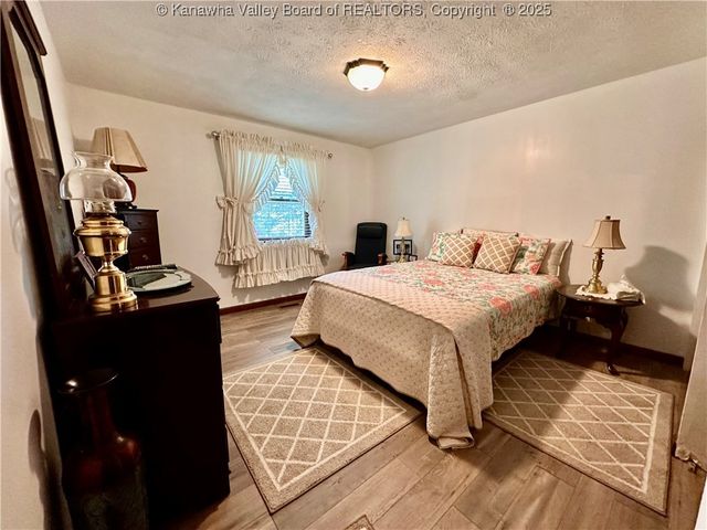 2719 Five Mile Road, Charleston, WV 25312