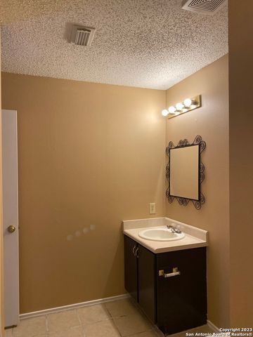 3643 CAMERON SPRINGS, San Antonio, TX 78244