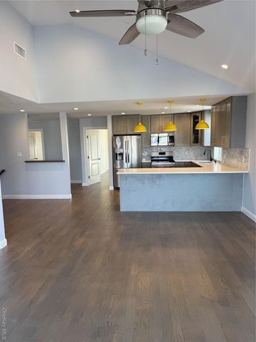 90 E Hudson Street, Long Beach, NY 11561