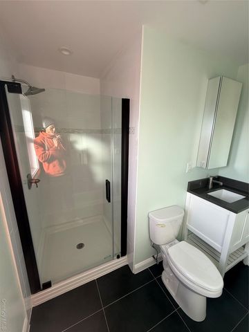 90 E Hudson Street, Long Beach, NY 11561