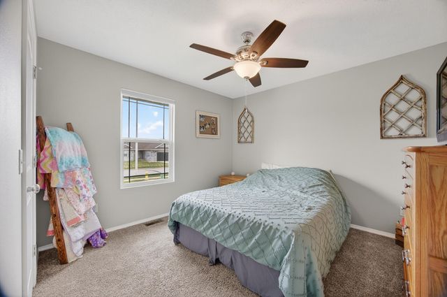 5004 W Skyler Drive, Springfield, MO 65802